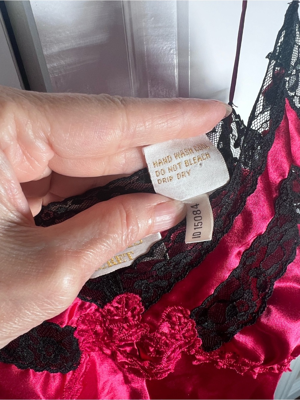 Victoria's Secret vintage gold label Fuchsia Satin Lace-Trim teddy romper - Picture 6 of 10
